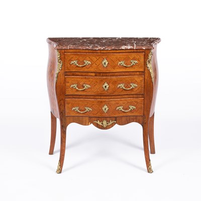 Lot 786 - A Louis XV style marble topped chest