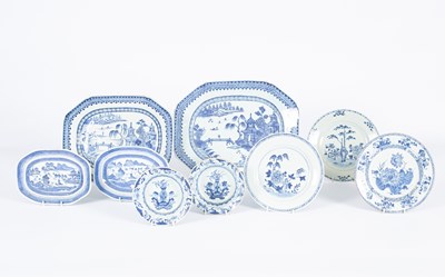 Lot 184 - A quantity of Chinese export blue and white porcelain