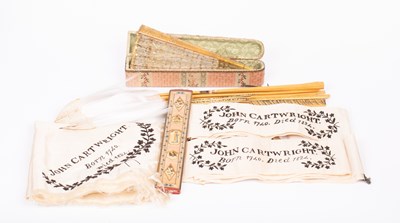 Lot 813 - A sequined and lace fan