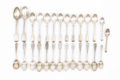 Lot 98 - A quantity of Georgian and later silver spoons