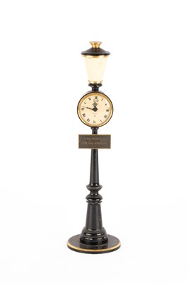 Lot 168 - A Jaeger-Le-Coultre 'Rue De La Paix' Street Lamp Table Clock