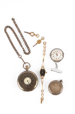Lot 200 - An Edwardian half-hunter silver pocket watch