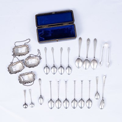 Lot 21 - Six seal top silver coffee spoons