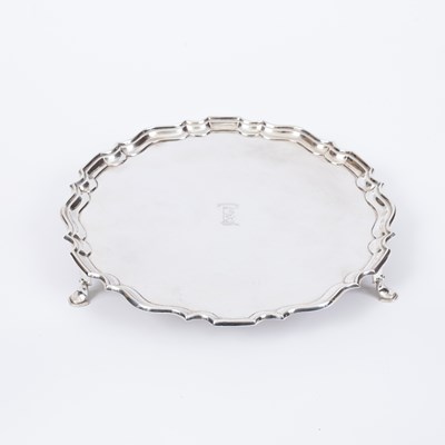 Lot 22 - An Edwardian silver salver