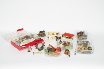 Lot 782 - A quantity of lead toy models