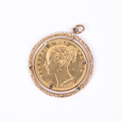 Lot 160 - A Queen Victoria gold sovereign