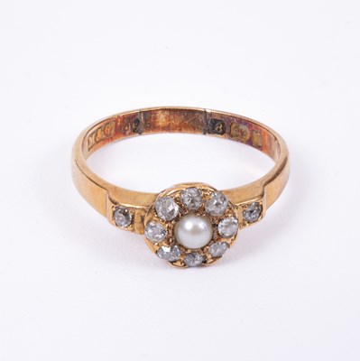 Lot 65 - An 18ct gold diamond and seed pearl ring