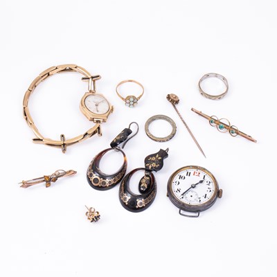 Lot 66 - A pair of tortoiseshell pique drop earrings