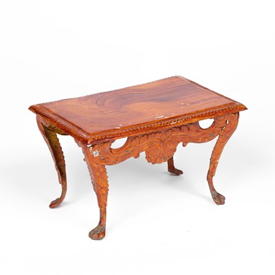 Lot 441 - An Evans & Cartwright dolls' house console table