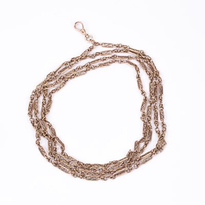 Lot 97 - A fancy-link gold guard chain