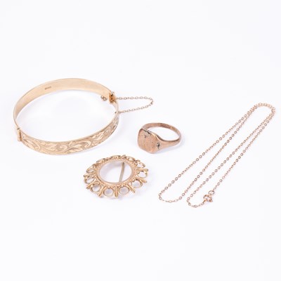 Lot 99 - A 9ct gold hinged bangle