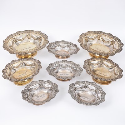 Lot 1 - A set of late Victorian silver and silver-gilt baskets