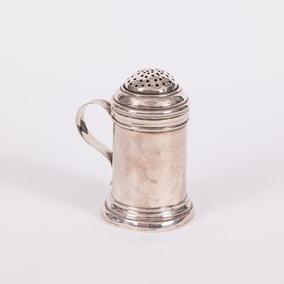 Lot 77 - A George I Britannia standard silver kitchen shaker