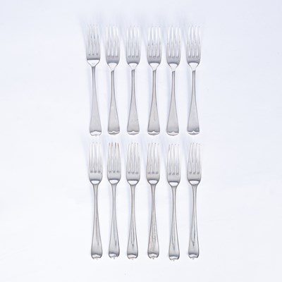 Lot 16 - A set of six George III Hanoverian pattern silver table forks