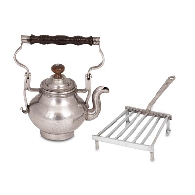 Lot 410 - An early Georgian miniature silver tea kettle