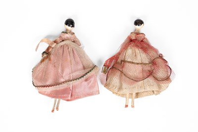 Lot 484 - A rare pair of Grodnertal dolls