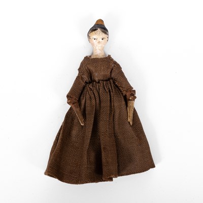 Lot 489 - A small Grodnertal doll