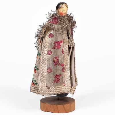 Lot 509 - An unusual Oberammergau or Grodnertal wooden dolls' house doll