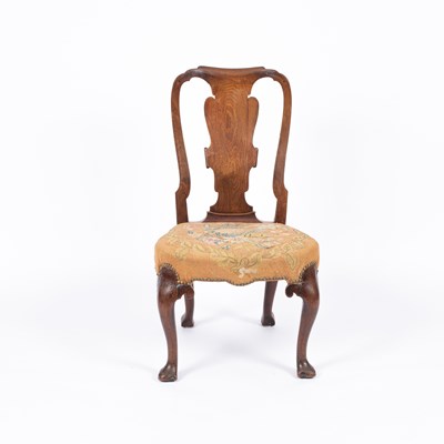 Lot 758 - A George II mahogany splat back chair