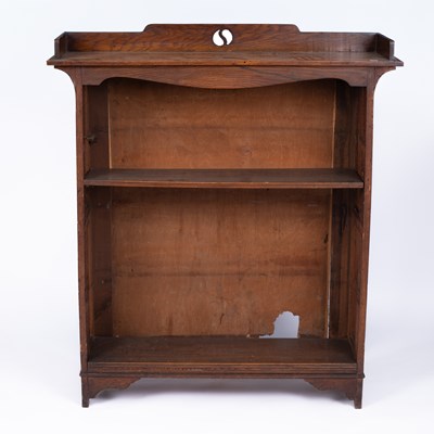 Lot 737 - An early 20th Century oak bookcase