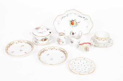 Lot 871 - A Worcester sparrow beak jug