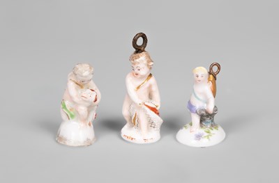 Lot 594 - Three Chelsea seals