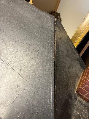 Lot 141 - Number 88: A good dolls' house