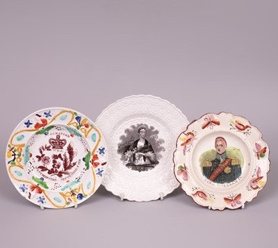 Lot 673 - A mid-19th Century pearlware nursery plate