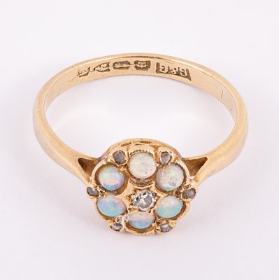 Lot 50 - An Edwardian 18ct yellow gold opal and diamond cluster ring