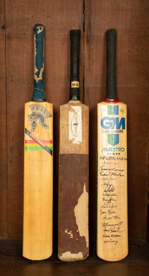 Lot 31 - A Centurion cricket bat