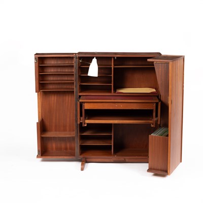 Lot 39 - Newcraft Ltd. A 'Home Office' cabinet desk