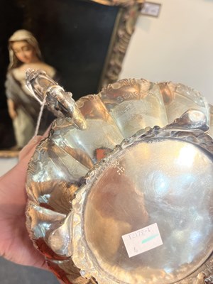 Lot 578 - A George IV silver part tea set