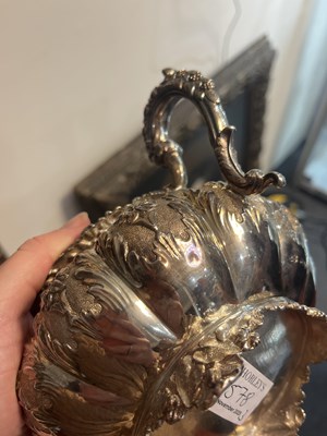 Lot 578 - A George IV silver part tea set