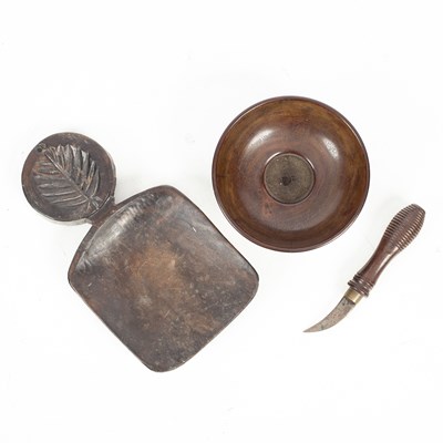 Lot 874 - A treen corn-tester