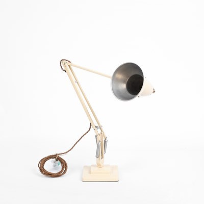Lot 80 - Herbert Terry & Sons, A cream painted Anglepoise lamp