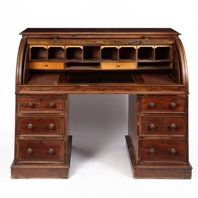 Lot 809 - A Victorian mahogany cylinder desk