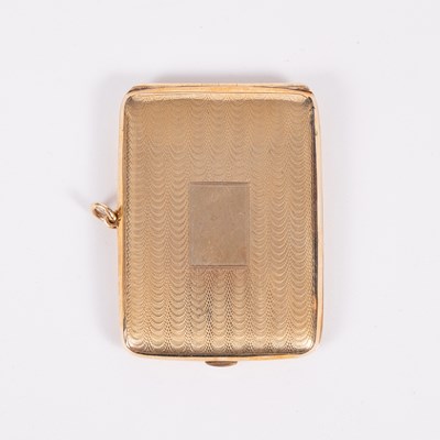 Lot 82 - A 9ct gold matchbook cover