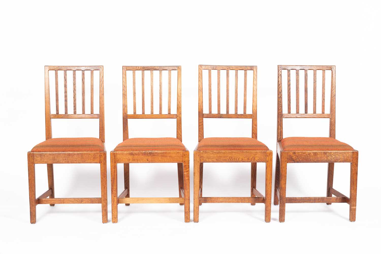 Lot 6 - Gordon Russell (1892-1980)