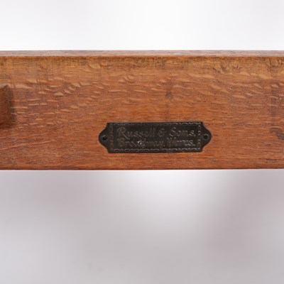 Lot 6 - Gordon Russell (1892-1980)