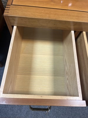 Lot 13 - Ray Leigh (1928-2025) for Gordon Russell Ltd.