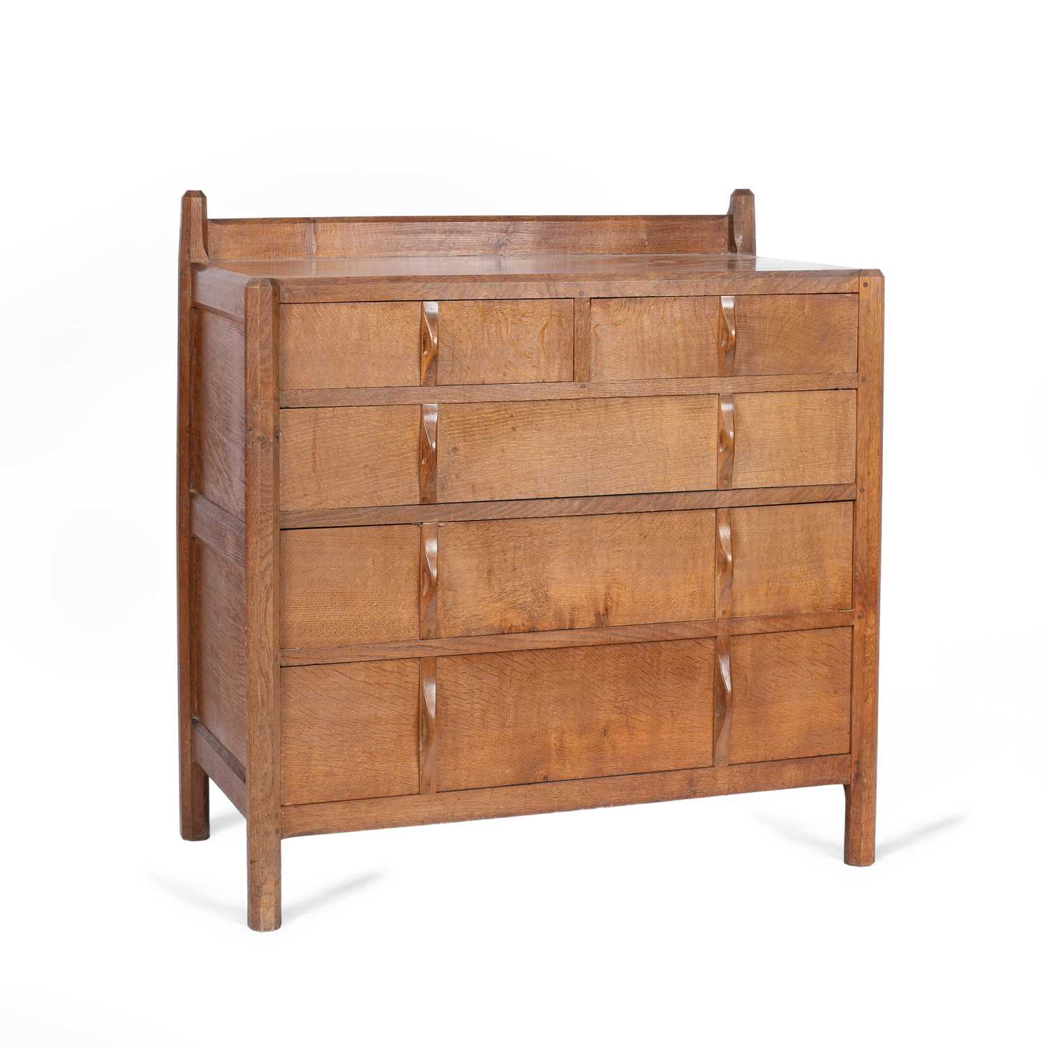 Lot 20 - Gordon Russell (1892-1980)