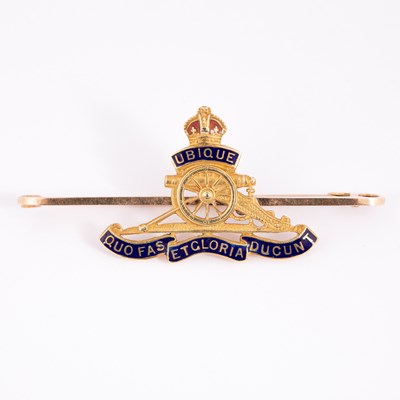 Lot 64 - A 15ct gold regimental bar brooch for the Royal Artillery