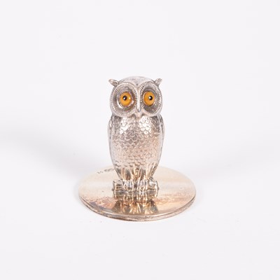 Lot 71 - A set of six Edwardian novelty silver menu holders