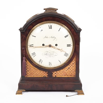 Lot 844 - A George III mahogany cased bracket clock