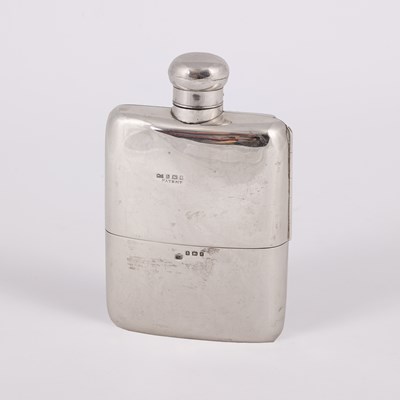 Lot 33 - An Edwardian silver hip flask
