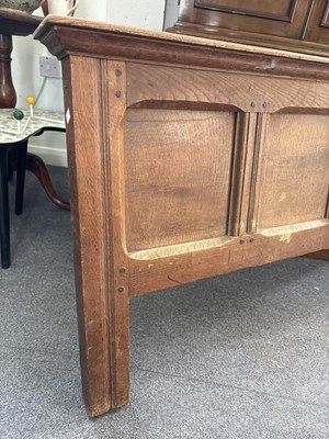 Lot 40 - Gordon Russell (1892-1980)