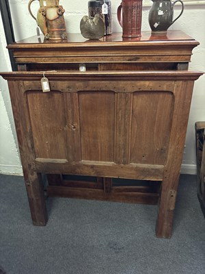 Lot 41 - Gordon Russell (1892-1980)