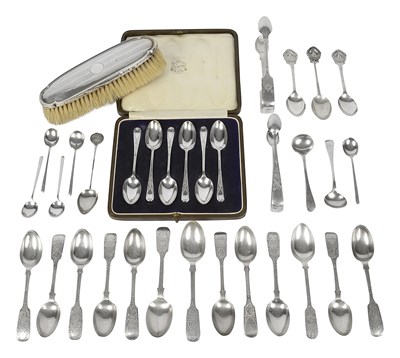 Lot 558 - A quantity of silver