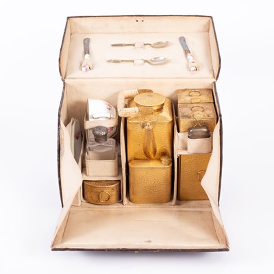 Lot 246 - An early 20th Century two person picnic set