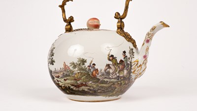 Lot 222 - A Meissen globular kettle